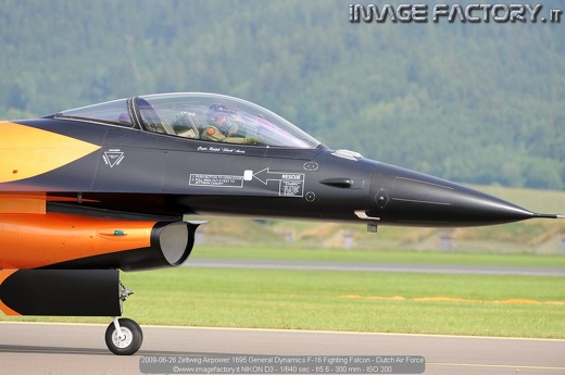 2009-06-26 Zeltweg Airpower 1695 General Dynamics F-16 Fighting Falcon - Dutch Air Force
